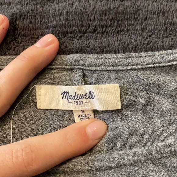 Grey graphic “beach” tee - Picture 3 of 3